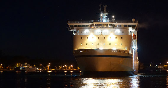 Benefits-Of-LED-Lighting-For-Maritime-Captain-blog-PTLXGlobal.jpg